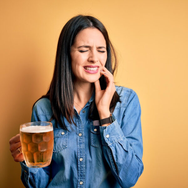 Skutki picia alkoholu po wyrwaniu zęba – ryzyko dla procesu gojenia